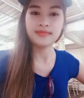 Dating Woman Thailand to เซกา : Praewa, 34 years